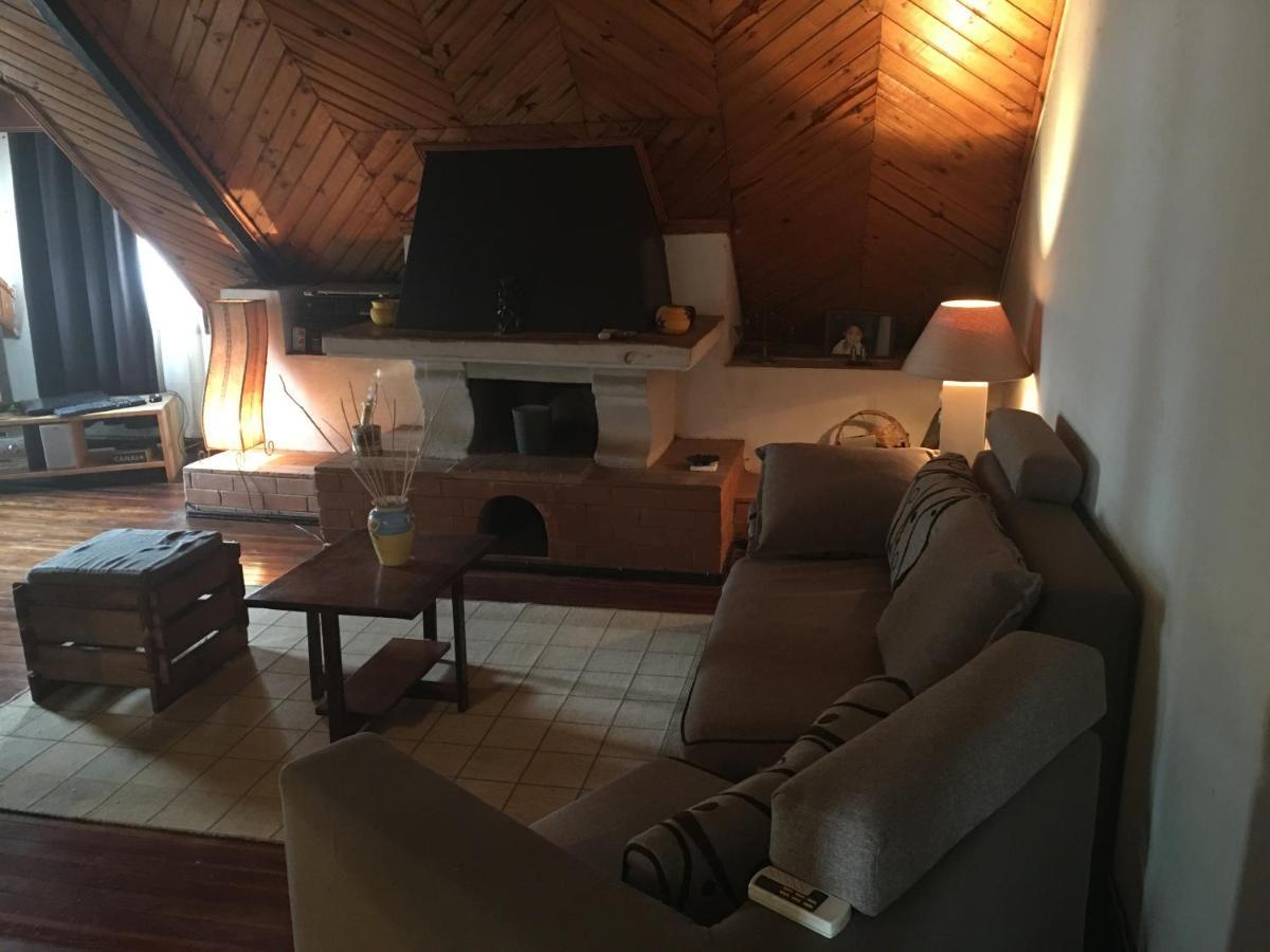أنتاناناريفو Le Fumoir Guest House Chambre Double المظهر الخارجي الصورة