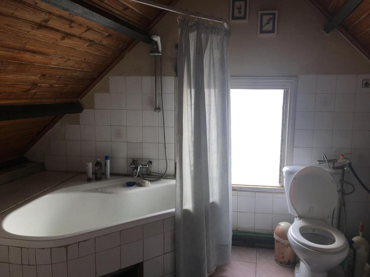 أنتاناناريفو Le Fumoir Guest House Chambre Double المظهر الخارجي الصورة