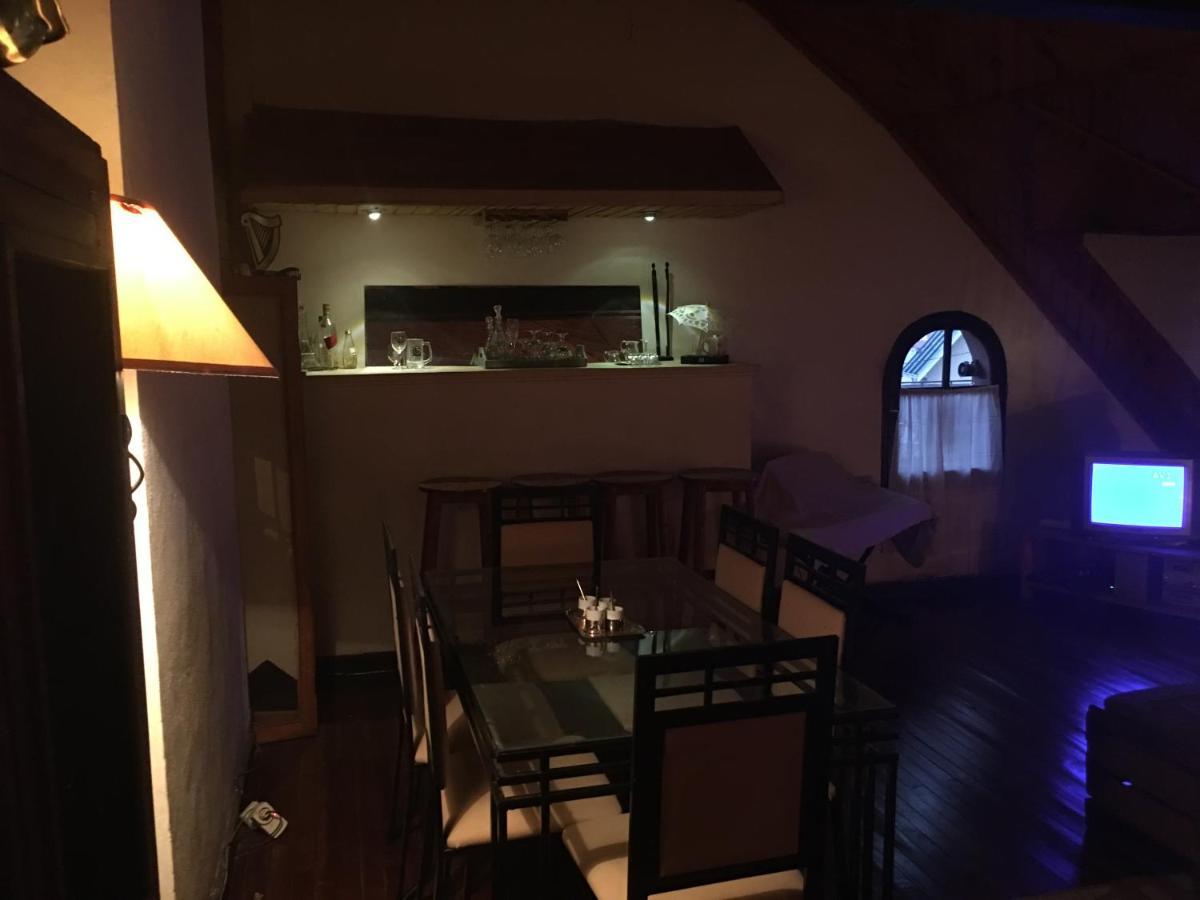 أنتاناناريفو Le Fumoir Guest House Chambre Double المظهر الخارجي الصورة