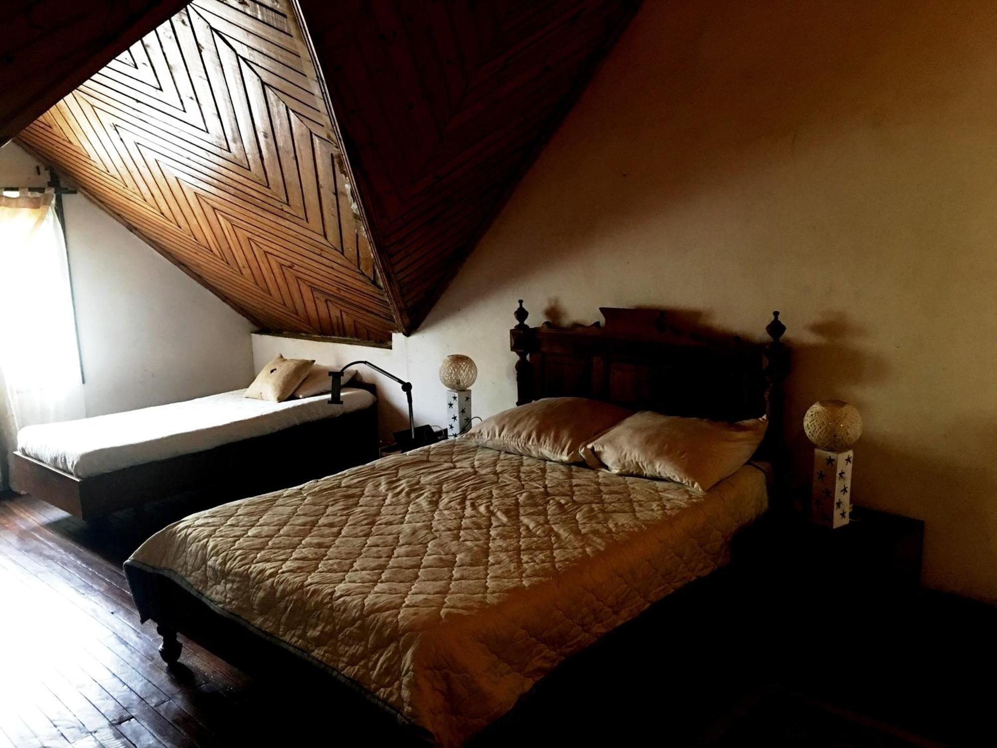 أنتاناناريفو Le Fumoir Guest House Chambre Double المظهر الخارجي الصورة